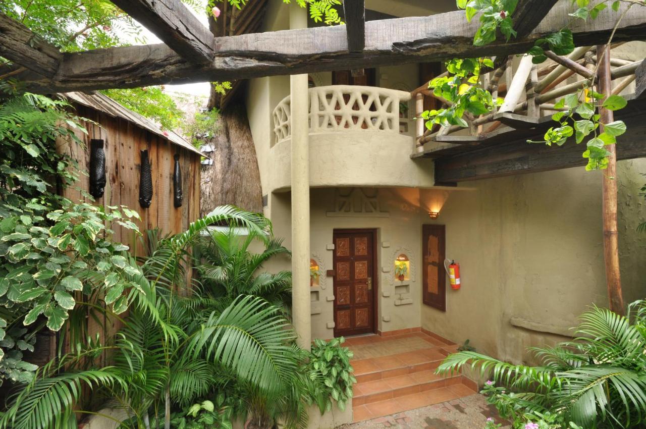 Vedic Village Spa Resort Calcuta Exterior foto